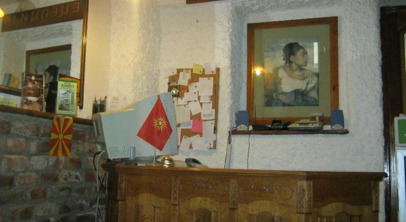 Hostel Bimbo Skopje Exterior foto